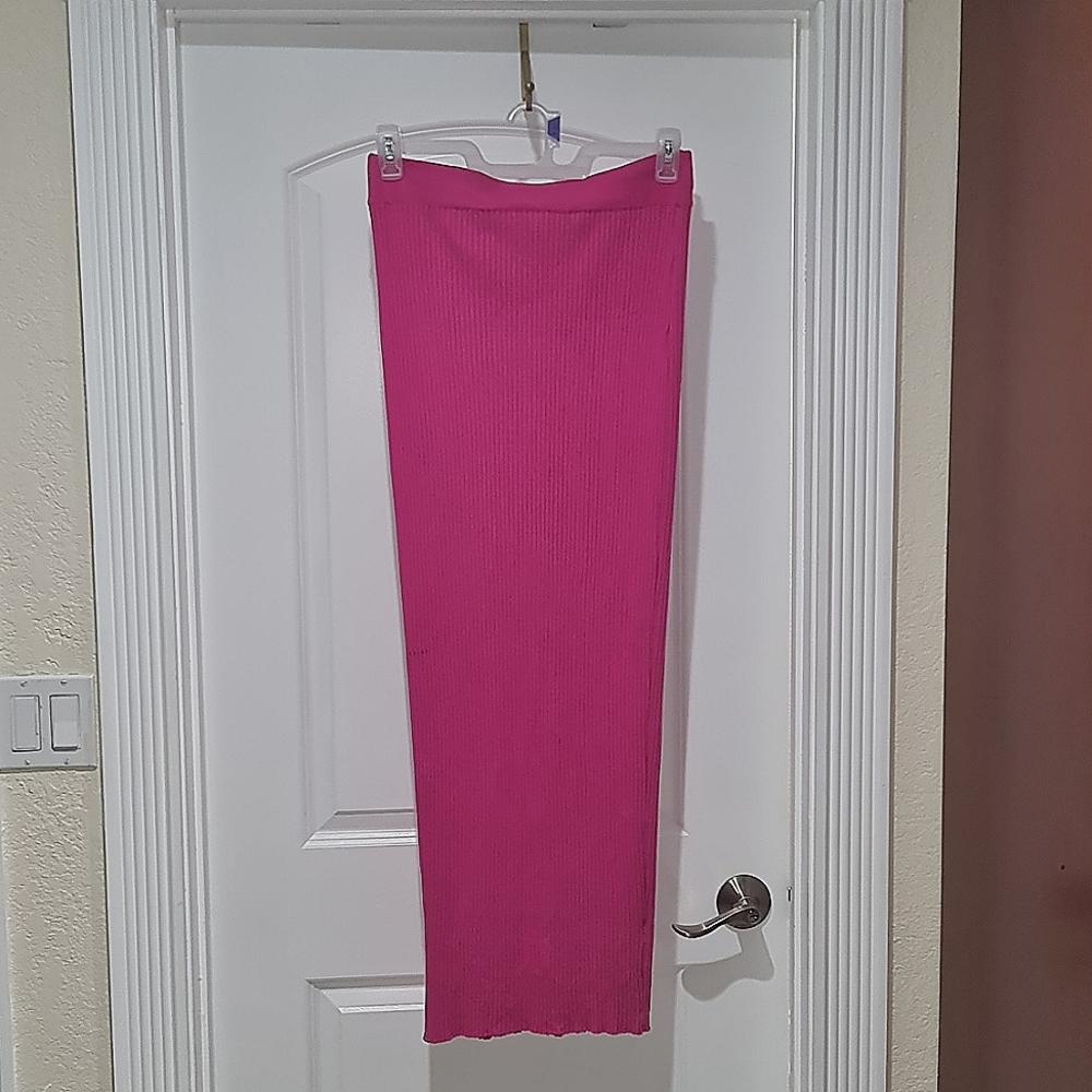 Naked Wardrobe Fuscia Ribbed Maxi Bodycon Skirt - 1X